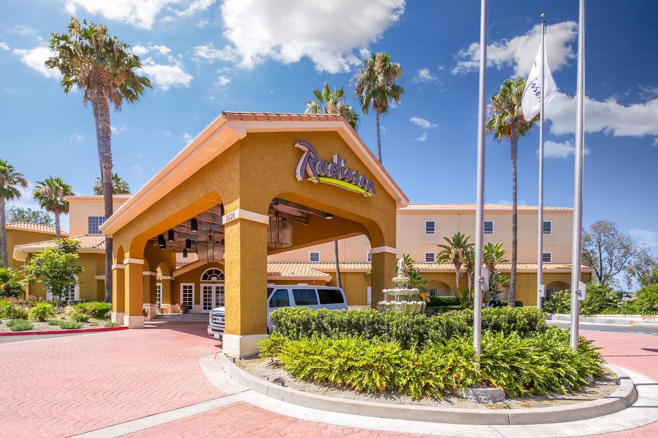 Radisson Hotel San Diego Rancho Bernardo Exterior photo