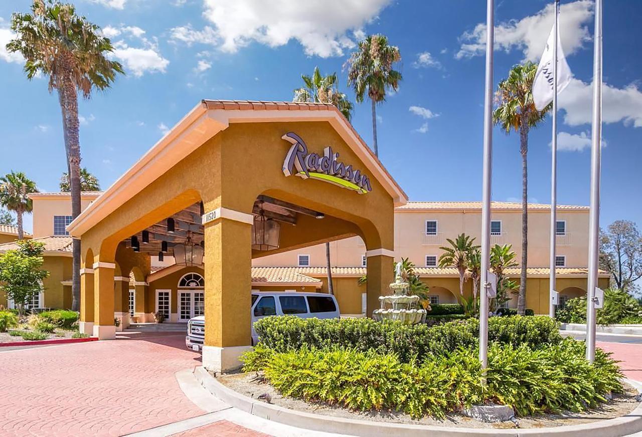 Radisson Hotel San Diego Rancho Bernardo Exterior photo